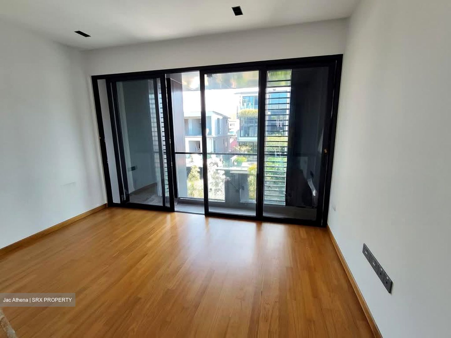 Sembawang Straits Estate (D27), Terrace #582591371
